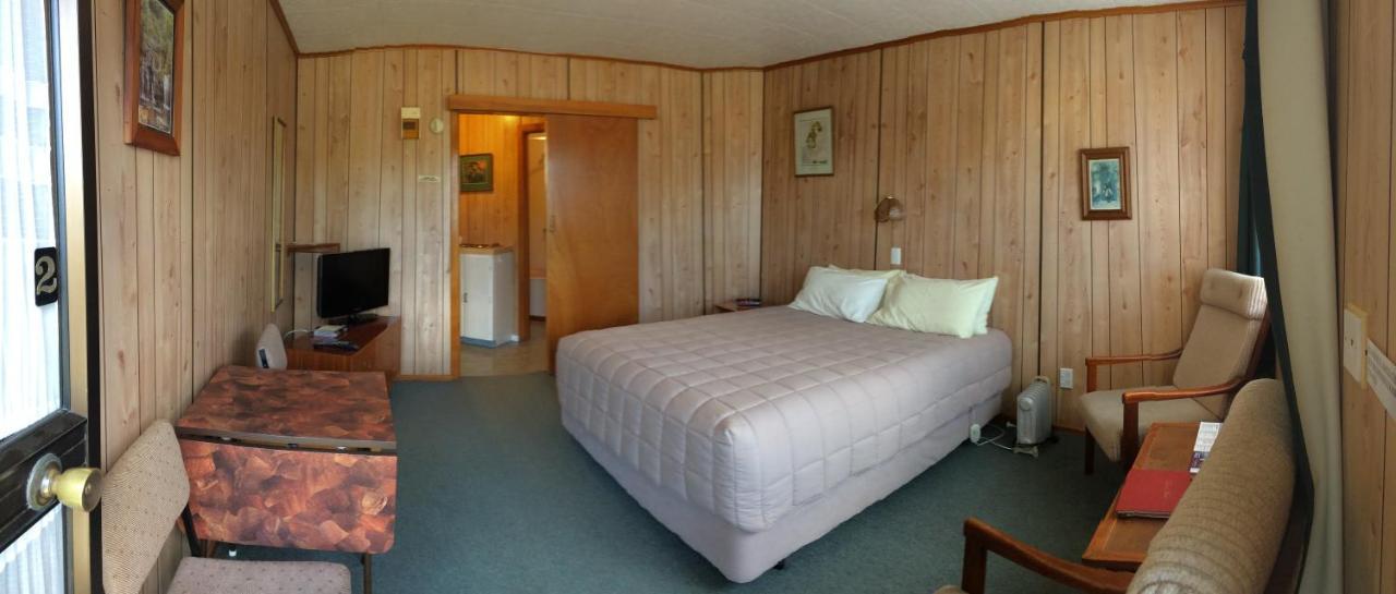 Owaka Lodge Motel エクステリア 写真
